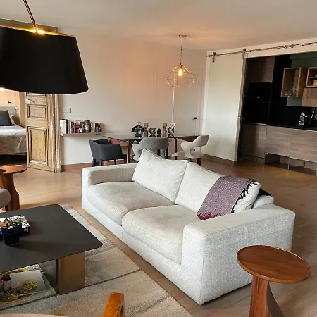 Unique Au Coeur Du Marais Apartment *