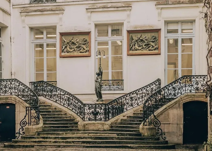 Apartment Unique Au Coeur Du Marais *
